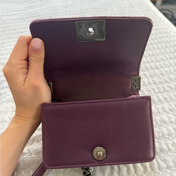 Chanel Quilted Velvet Mini Boy Flap Bag in Deep Purple - Picture 4 of 8